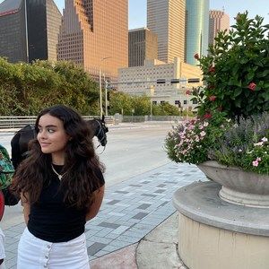 Meet your Posher, Maria jose